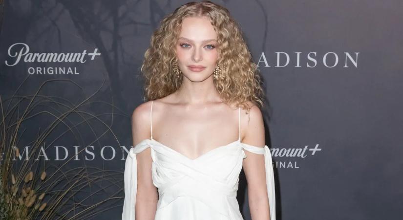 Akár egy porcelán angyalka – amerikai színésznő igézően kívánatos – mutatjuk a szexi képeit