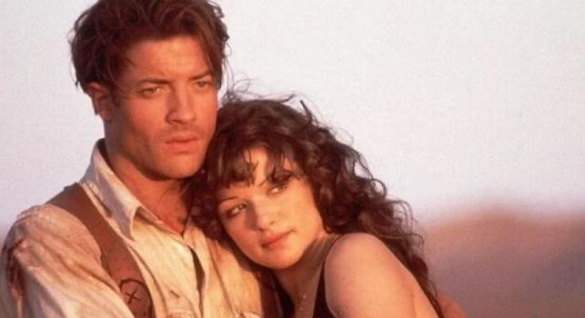 A múmia 4. premierdátumát előrehozták, az új Miami Vice viszont jócskán befékezett