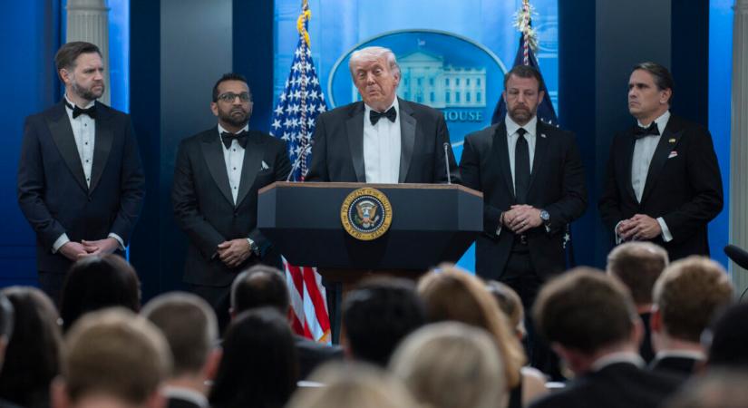 Váratlan közleményt adott ki Donald Trump a merényletkísérlet után vasárnap