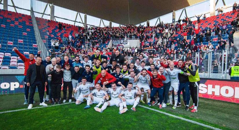Kezdődhet az ünneplés Angyalföldön: a Vasas ismét a labdarúgó NB I-ben! (VIDEÓ)