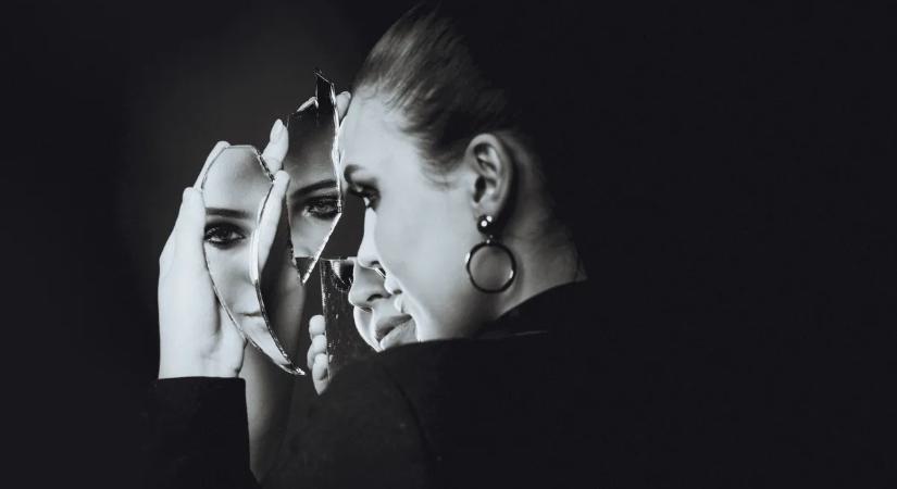 Döbbenet: Kétféle arccal született a fiatal lány, mégis boldognak érzi magát, a kritikák ellenére