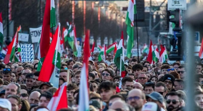 Orbán szerintem megint elárulta az övéit