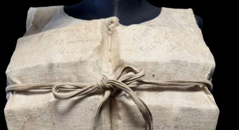 A Titanic túlélője viselte ezt a mentőmellényt