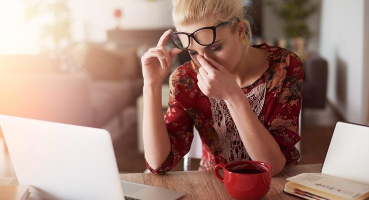 Miért fáradtabbak a nők 35 felett? A válasz nem az alváshiány