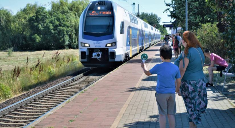 Itt a MÁV bejelentése a Balatonról