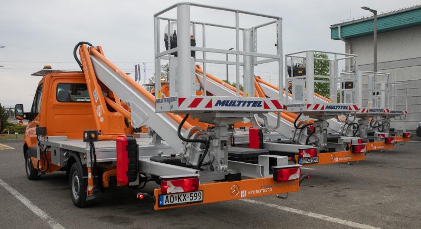 Új járműveket vetnek be az magyar utakon – mutatjuk, hol futhat velük össze