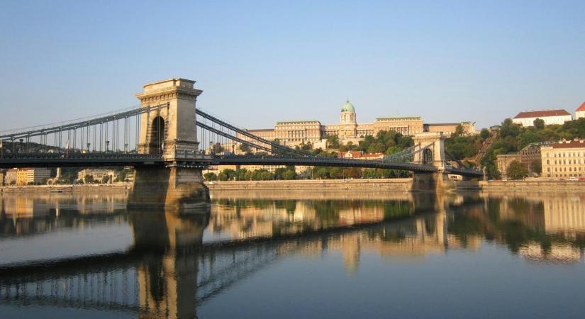 Hétfőn napsütés, utána változékony időjárás jön - Eső és lehűlés is lehet a héten