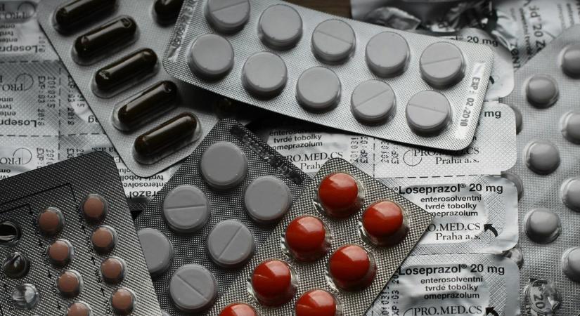 Megduplázódhatnak a gyógyszerárak az iráni konfliktus miatt