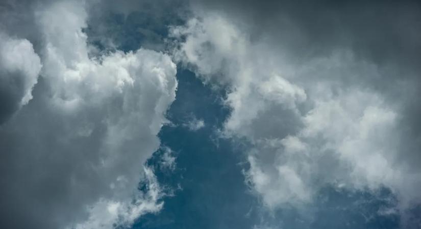 Az időjárás két arcát mutatja meg: napfényes idő után beborul az ég