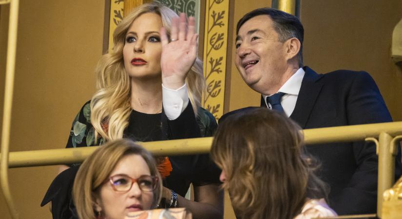 1000 milliárd forintnyi vagyon pihent 29 NER-közeli cég bankszámláján