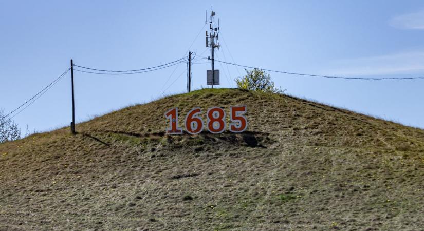 Hegyoldalba írt történelem: tudod, mit jelent a titokzatos 1685 Tokodnál?