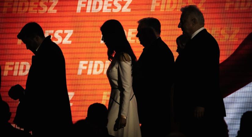 Guardian: magángépek szállítják külföldre az Orbán-kormány alatt meggazdagodottak vagyonát