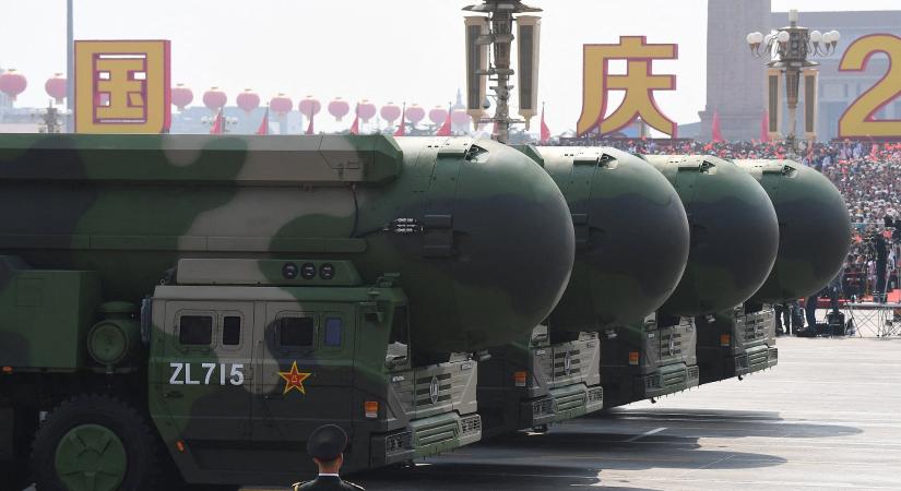 Döbbenetes számok: soha ennyi pénz nem ment fegyverekre, és még nincs vége