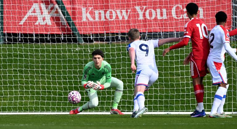 Drámai véget ért Pécsi Ármin első liverpooli szezonja a tartalékok közt