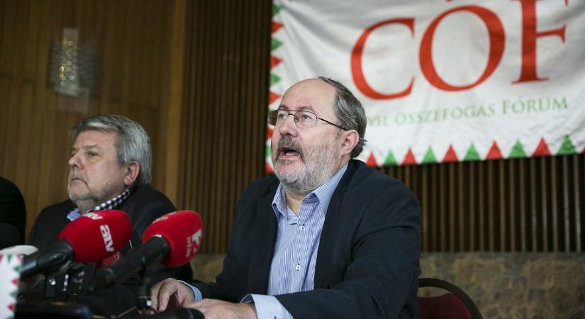 A CÖF-ös Fricz Tamás muglikhoz hasonlította az állampolgárokat, a kérdés már csak az, hogy kik a halálfalók és kik álltak az imperius-átok hatása alatt