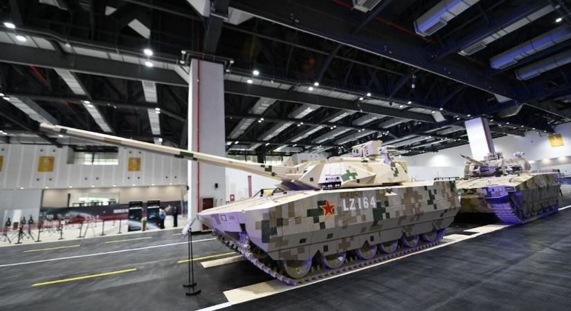 Hivatalos: átállt a fegyvergyártásra a német gazdaság, majdnem 40 éve nem történt ilyen