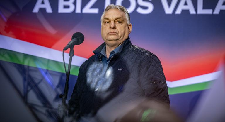 The Guardian: Bécsből induló magángépekkel menti ki a vagyont Orbán Viktor legbelsőbb köre