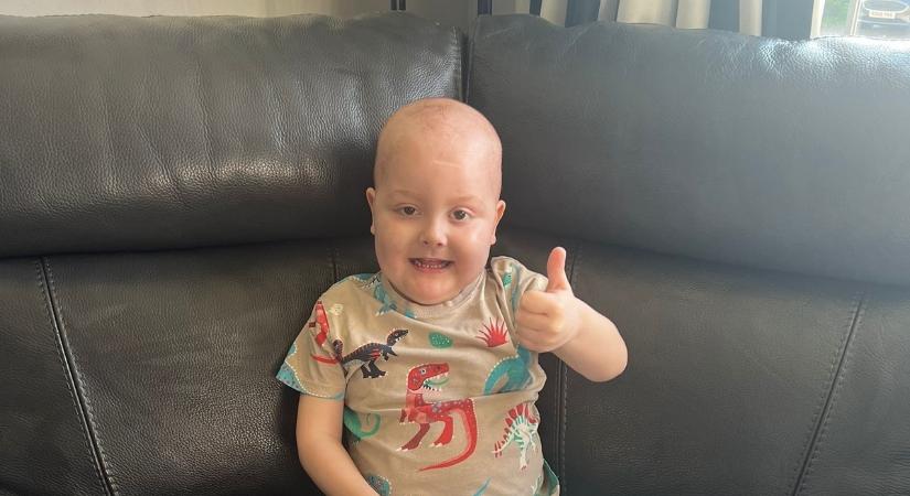 Több orvos is hazaküldte a kisfiút, miközben életveszélyes betegségben szenvedett