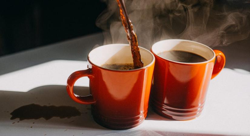 Kiderült, miben tér el a koffeinmentes és a sima kávé hatása