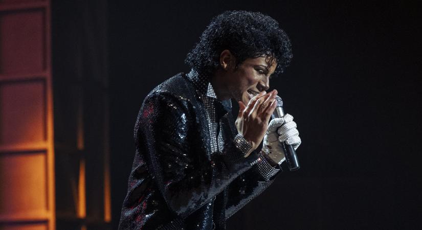 Történelmi bevételi rekordot döntött a Michael Jackson-film