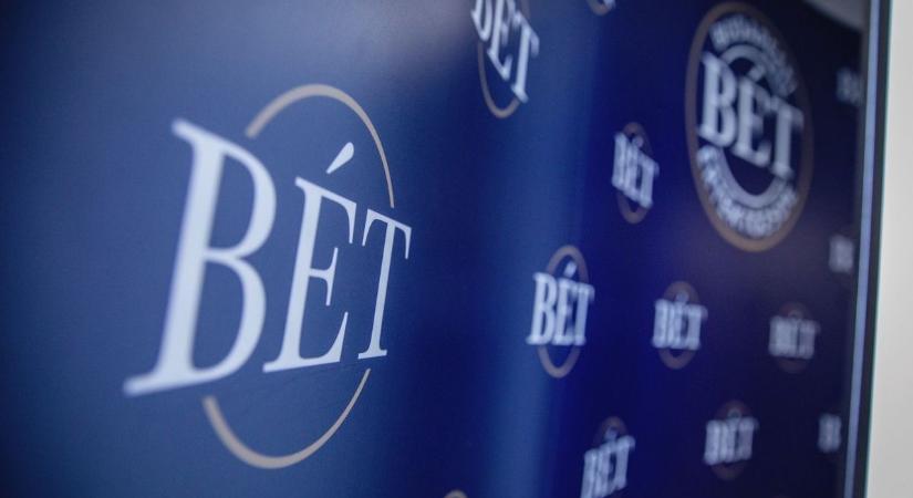 Beesett a Mol, minimális gyengüléssel kezdte a hetet a BUX