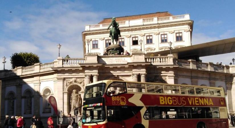 Itt a fordulat? Sokkal öbb embert raktak ki Ausztriából, mint ahányan érkeztek