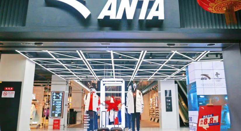 Kína nekimegy a Nike-nak és az Adidasnak