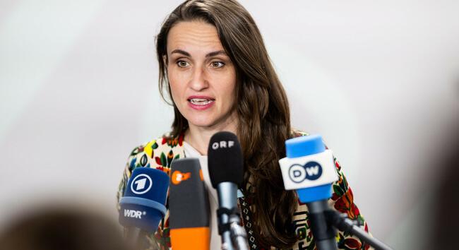 Bekérették a bukaresti külügyminisztériumba az orosz nagykövetet a lakott területen lezuhant drón miatt