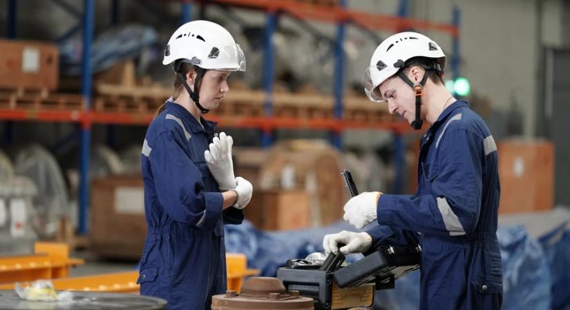 Trenkwalder: a fizikai dolgozók átlagos órabére elérte a 2390 forintot az első negyedévben