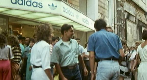 Szabadság, álmok, remények: nézd meg Nick Thorpe filmjét a rendszerváltás előtti Magyarországról!