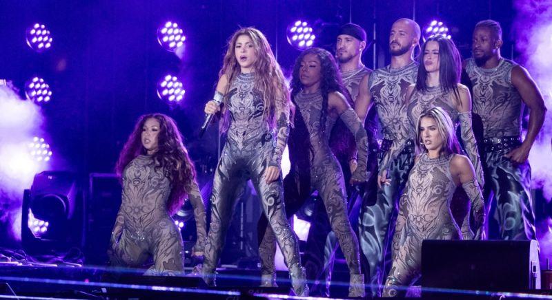 Shakira koncert: meghalt egy ember a színpadon
