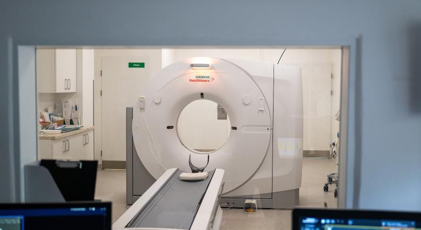 Fémet találtak a CT-s kontrasztanyagokban, intézkedett a hatóság
