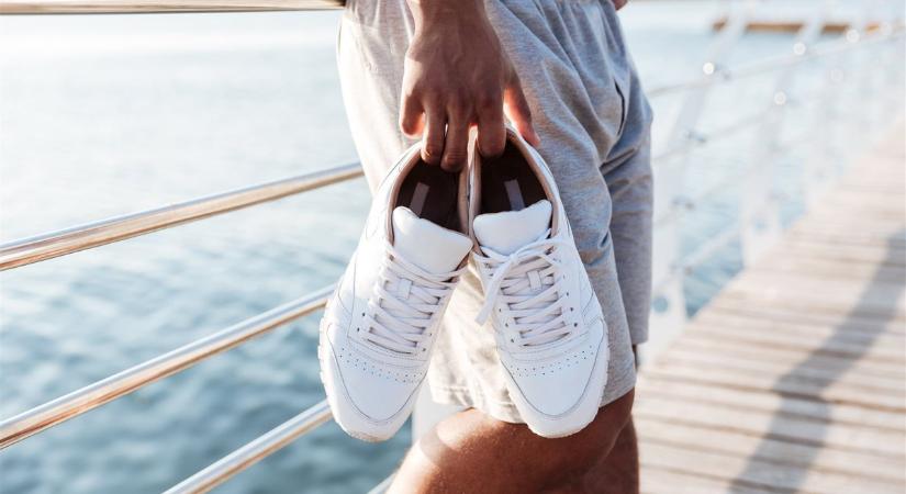 Újra hódít a klasszikus – ezek a férfi tornacipő trendek pörgetik fel a tavaszi szezont