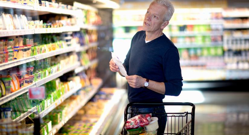 Csúnyán átverte a vásárlókat a 4 nagy áruházlánc: nem akármivel trükköztek