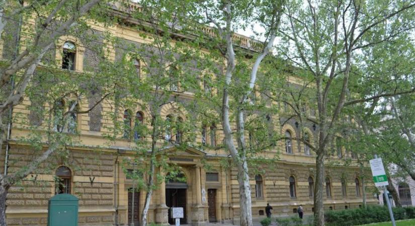 Bombafenyegetés miatt kiürítették a szegedi bírósági épületeket