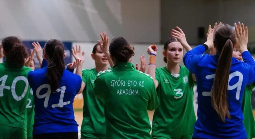 Fradi-veréssel köszöntötték tanítványai a születésnapos ETO-edzőt