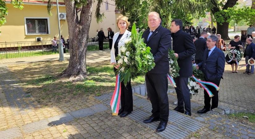 A vörösterror áldozataira emlékeztek Hajdúszoboszlón