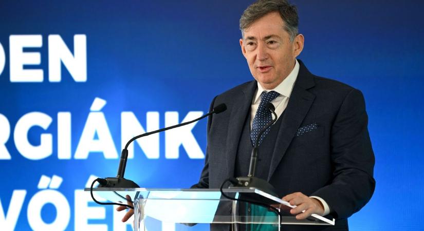 Levelet írt Mészáros Lőrinc Magyar Péternek, a kialakult feszült helyzet rendezését sürgeti