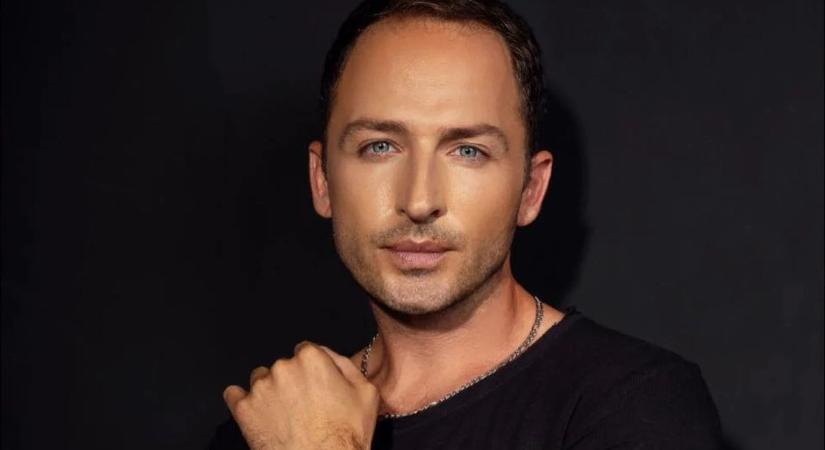 Túl korán elnyíltak a nárciszok Babócsán, de Krisz Rudi miatt így is mindenki a Basakertre figyelt