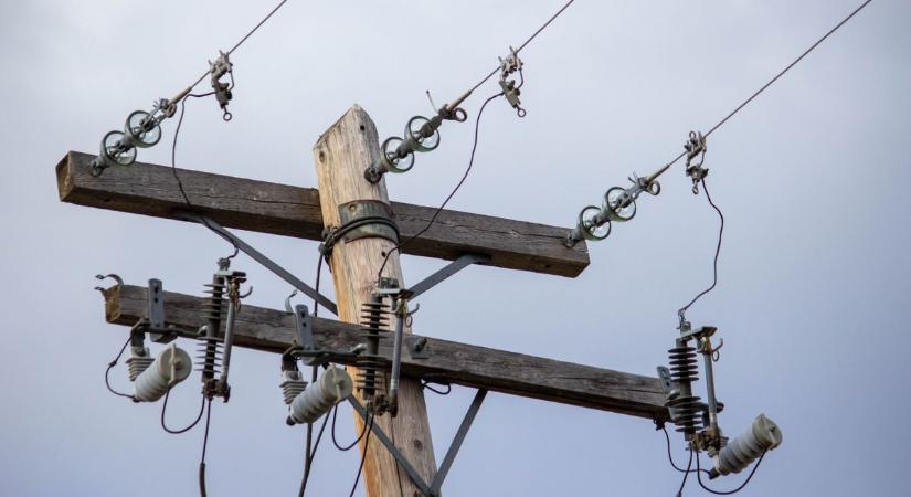 Sötét napok jönnek Baranyában - 11 településen lesz áramszünet vármegyénkben