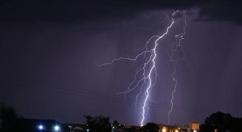 Pillanatok alatt csapott le a halál: legalább 14 embert ölt meg a villámcsapás