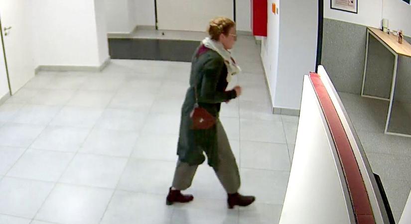 Kiürítették a Dunaújvárosi Egyetem épületét, most egy nőt keresnek az ügyben