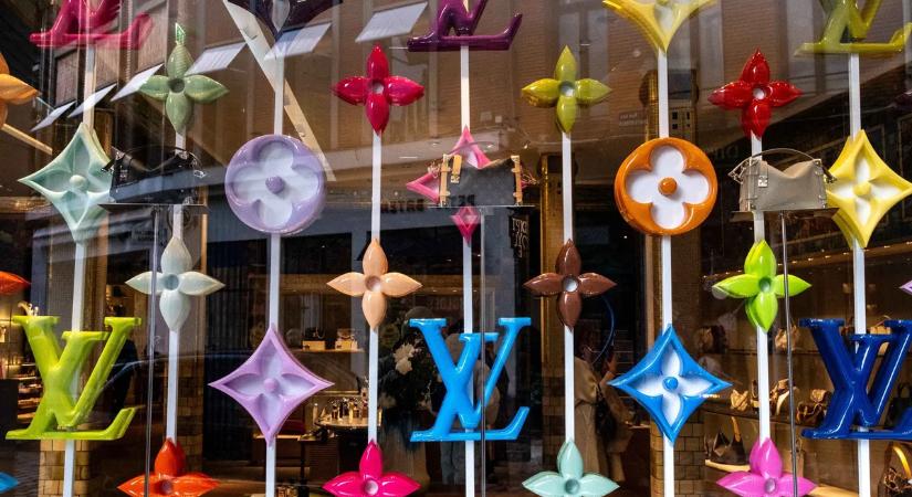 Elképesztő a luxus a Louis Vuitton új hoteljében – fotók