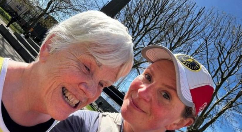 „Élő bizonyíték vagyok rá, hogy ha akarsz valamit, meg tudod csinálni” – Vakon, hallássérültként futja le a maratont