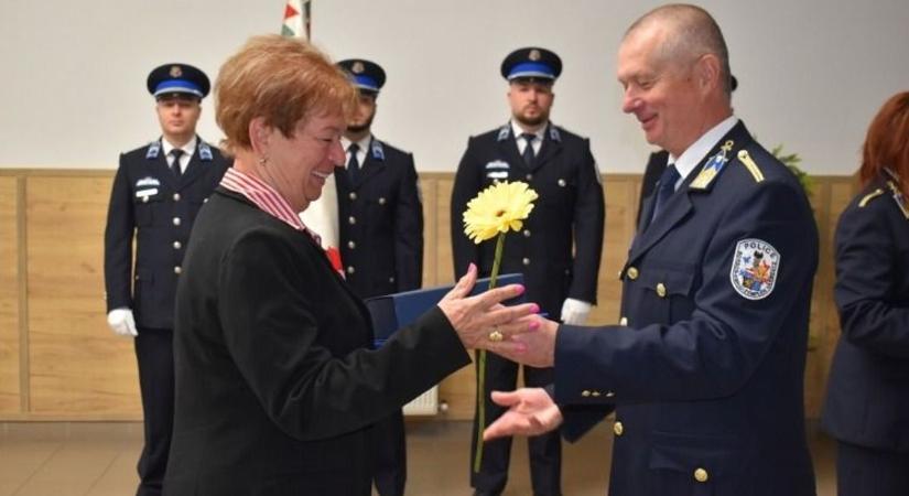 Monos Márta kapta az Aszaly Antal-díjat az Év Médiapartnere elismerésben