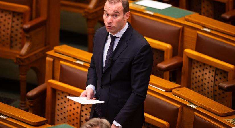 Hollik István sem ül be az Országgyűlésbe