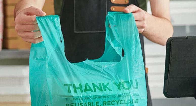 Kész, vége: eltűnnek a boltokból a műanyag zacskók