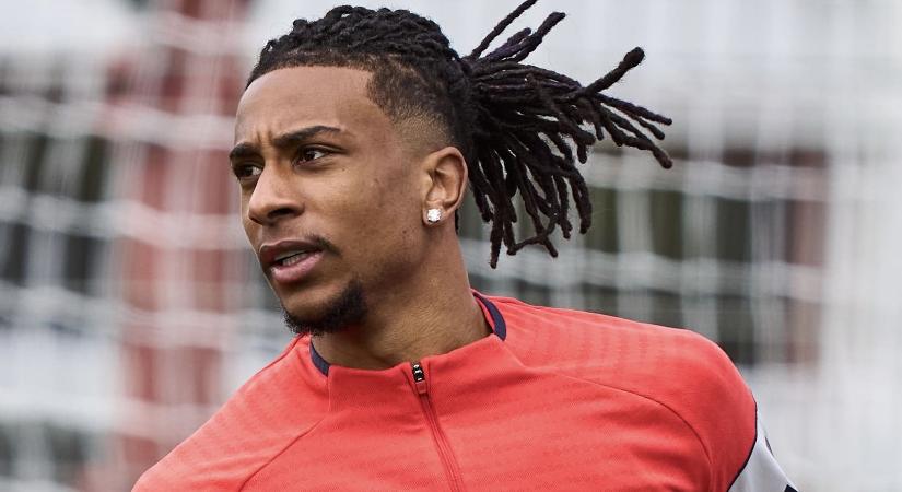 A Bayern München sportigazgatója bejelentette, hol folytatja Michael Olise