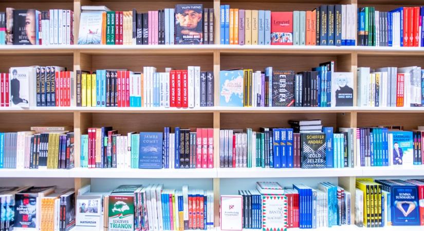 A kötött árak visszavonását kéri az Országgyűléstől a Magyar Könyvkiadók és Könyvterjesztők Egyesülése