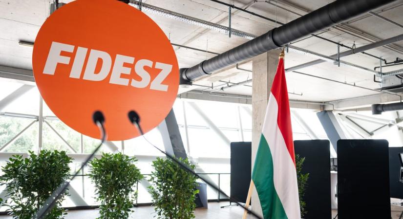Bejelentés: itt a Fidesz-KDNP parlamenti frakciója, nagy nevek hiányoznak